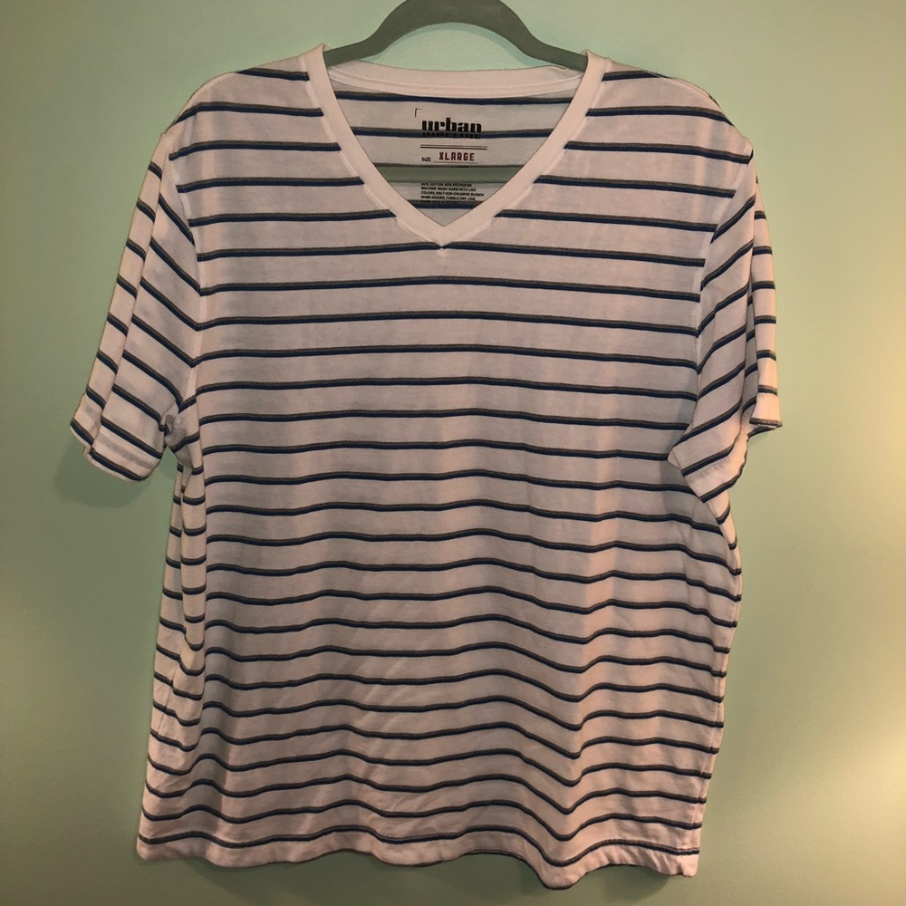 Cute men’s striped shirt!